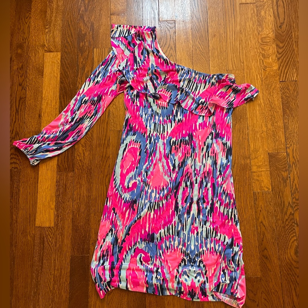 Lilly Pulitzer one shoulder dress, Like new! Size M